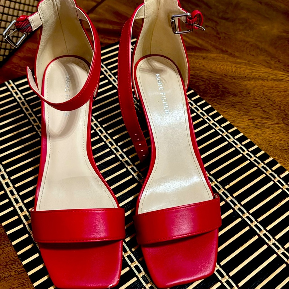 Marc Fisher sandals